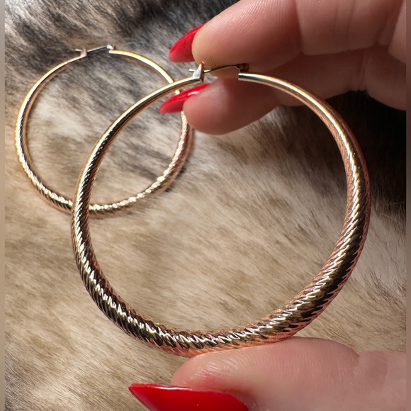 Diamond Cut Solid Polished Bronze Hoops - Picture 1 of 5
